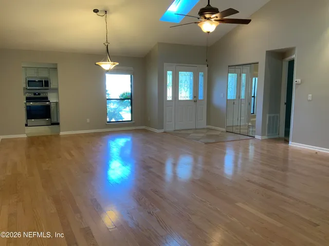 $3,000 | 1809 Kings Way, Neptune Beach, FL 32266