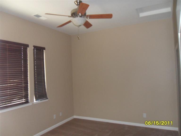 2288 East Cherry Lane Reedley, CA 93654 - Photo 8 of 10 Gallery Image 8
