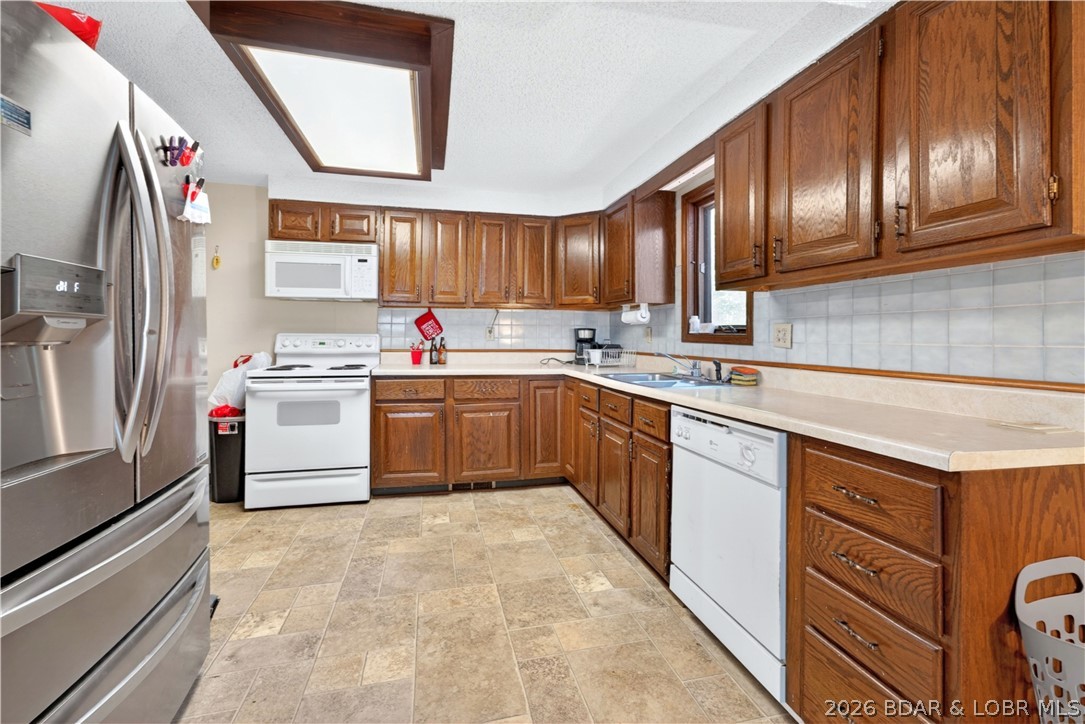 33400 Kings Way Road Stover, MO 65078 - Photo 2 of 25