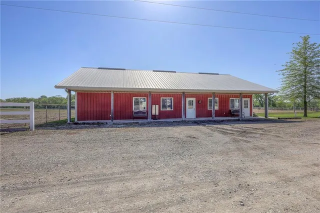$3,500,000 | 7325 Southwest 93rd Street, Wakarusa, KS 66546