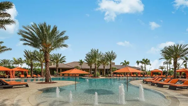 $3,495 | 424 Winding Brook Lane, Unit 104, Bradenton, FL 34212