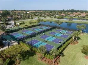 $3,495 | 424 Winding Brook Lane, Unit 104, Bradenton, FL 34212