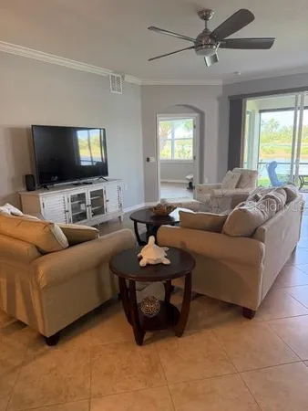 $3,495 | 424 Winding Brook Lane, Unit 104, Bradenton, FL 34212