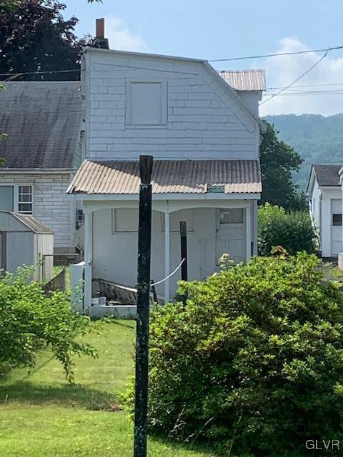 186 North Street Emmaus, PA 18049 - Photo 5 of 13 a front view of a house with garden