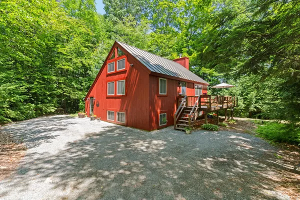 $575,002 | 2 Draper Mill Road, Grantham, NH 03753