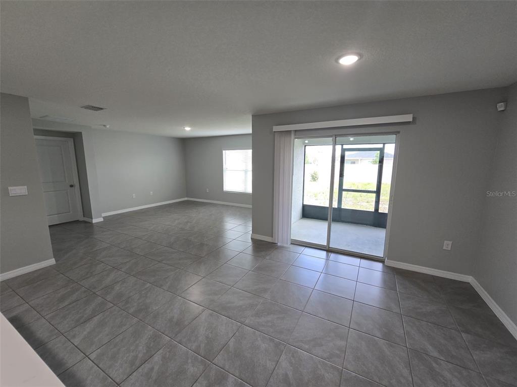 4703 Southwest 85th Place Ocala, FL 34476 - Photo 5 of 19