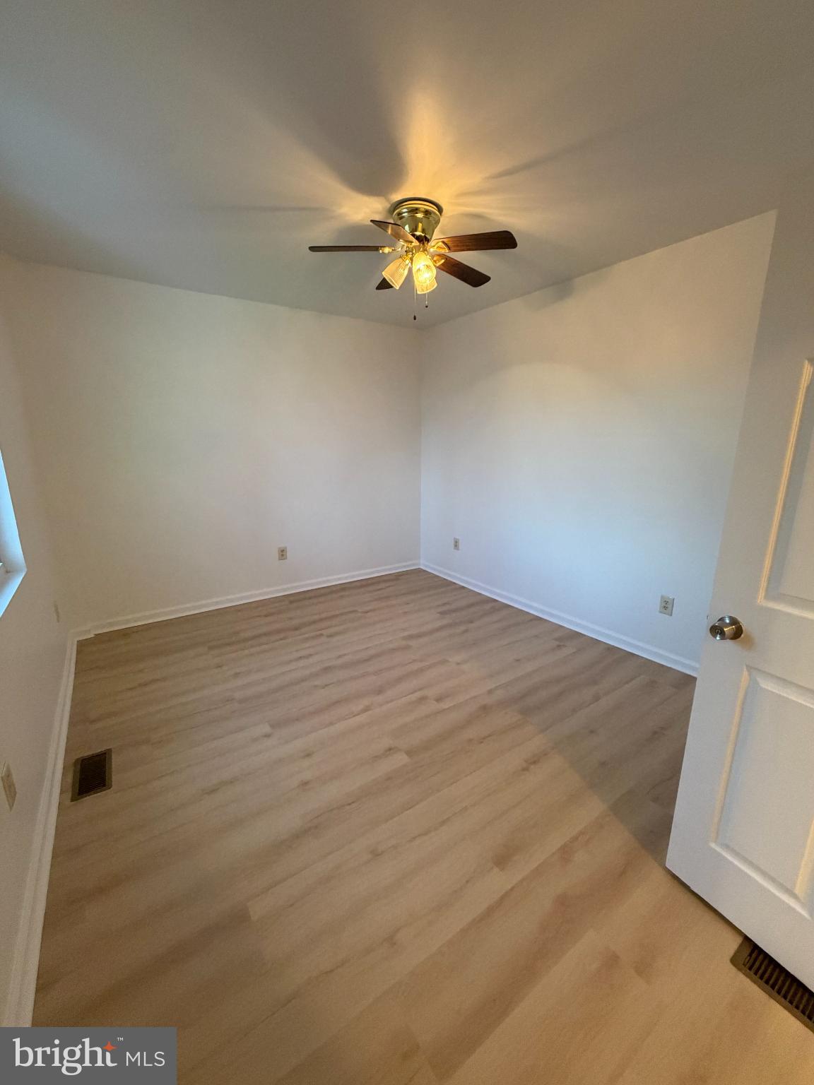 9 Hartford Road Mount Laurel, NJ 08054 - Photo 24 of 37 an empty room with windows and fan
