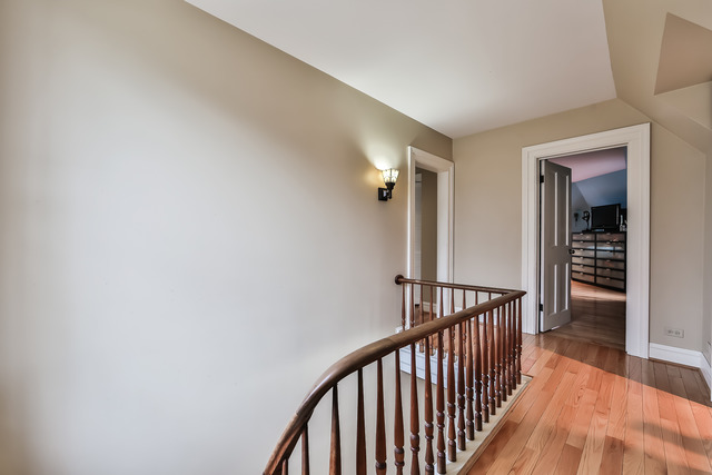 482 Longcommon Road Riverside, IL 60546 - Photo 14 of 23