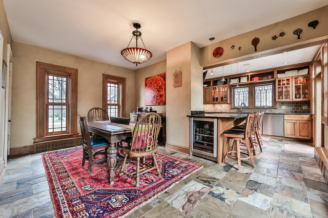 482 Longcommon Road Riverside, IL 60546 - Photo 8 of 23