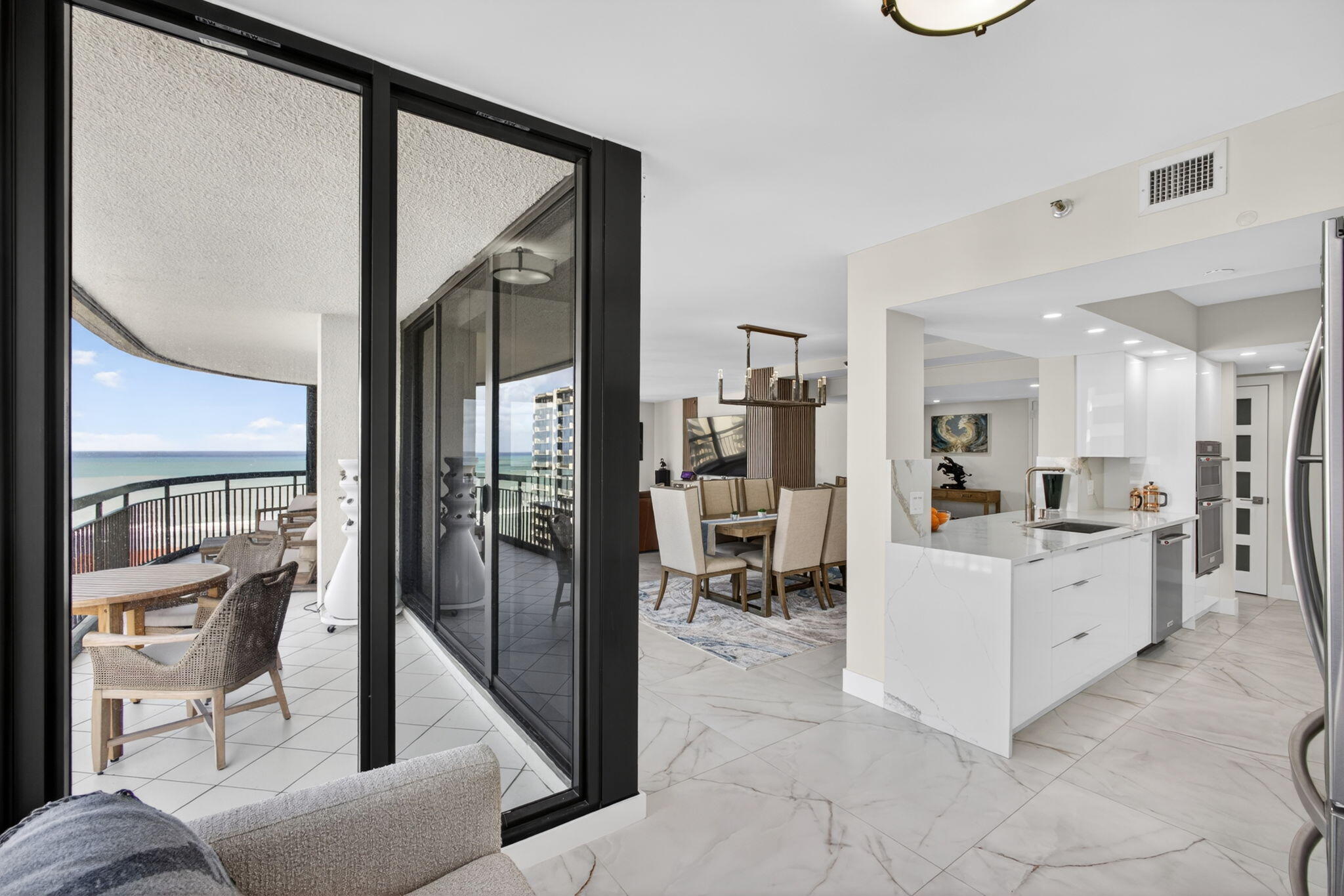 4100 North Ocean Drive, Unit 1201 Singer Island, FL 33404 - Photo 11 of 71 11-web-or-mls-5D1A1438