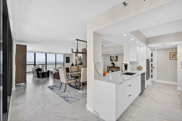 $1,390,000 | 4100 North Ocean Drive, Unit 1201, Singer Island, FL 33404