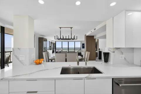 $1,275,000 | 4100 North Ocean Drive, Unit 1201, Singer Island, FL 33404
