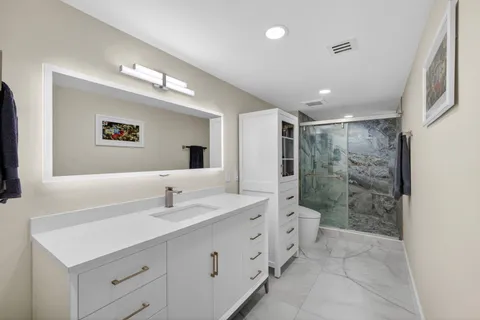$1,275,000 | 4100 North Ocean Drive, Unit 1201, Singer Island, FL 33404