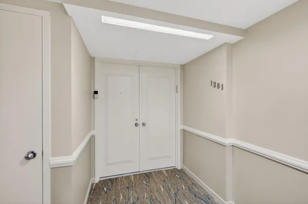 $1,390,000 | 4100 North Ocean Drive, Unit 1201, Singer Island, FL 33404