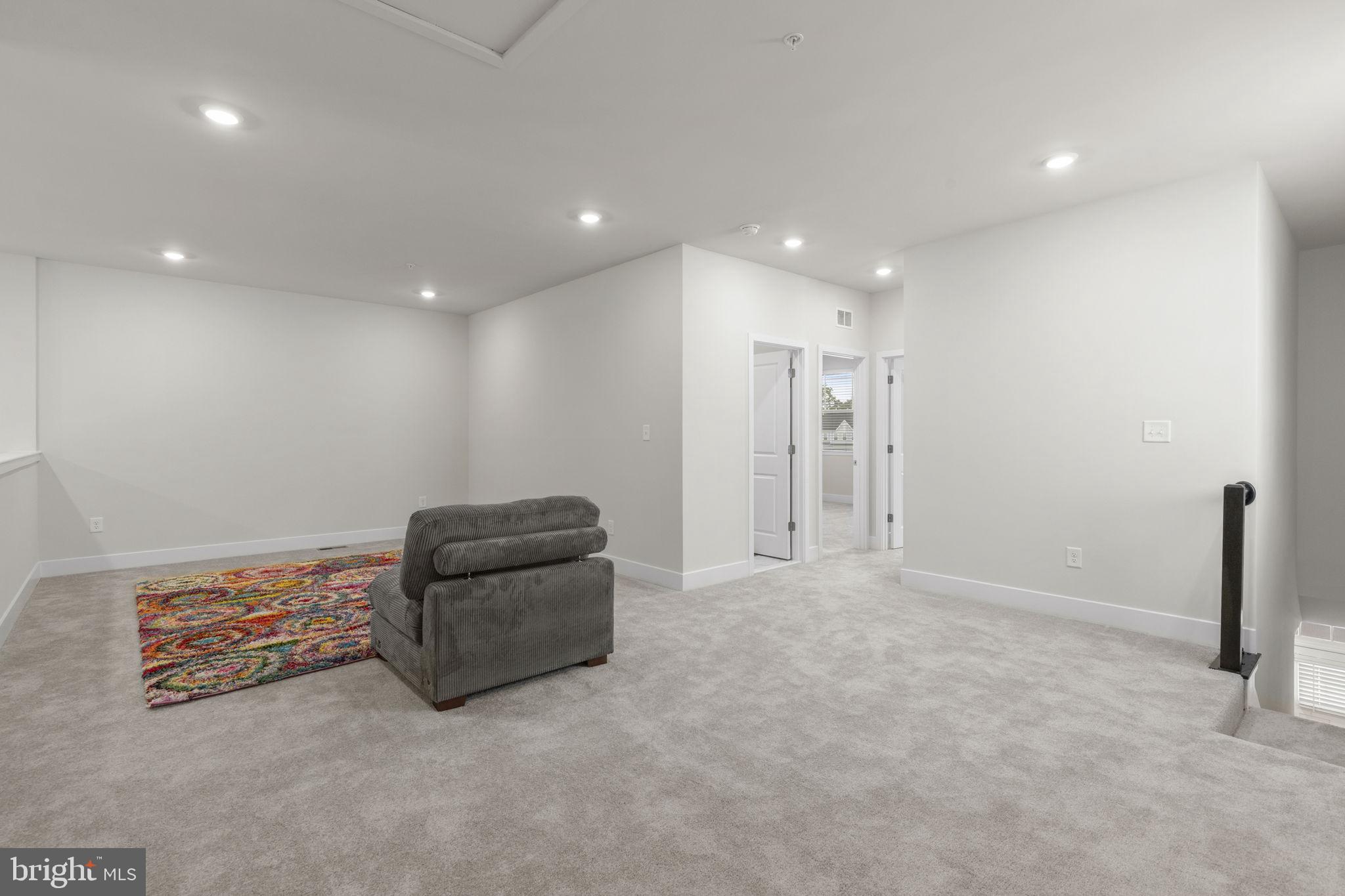 528 Waters Lndg Drive Essex, MD 21221 - Photo 12 of 25 Loft