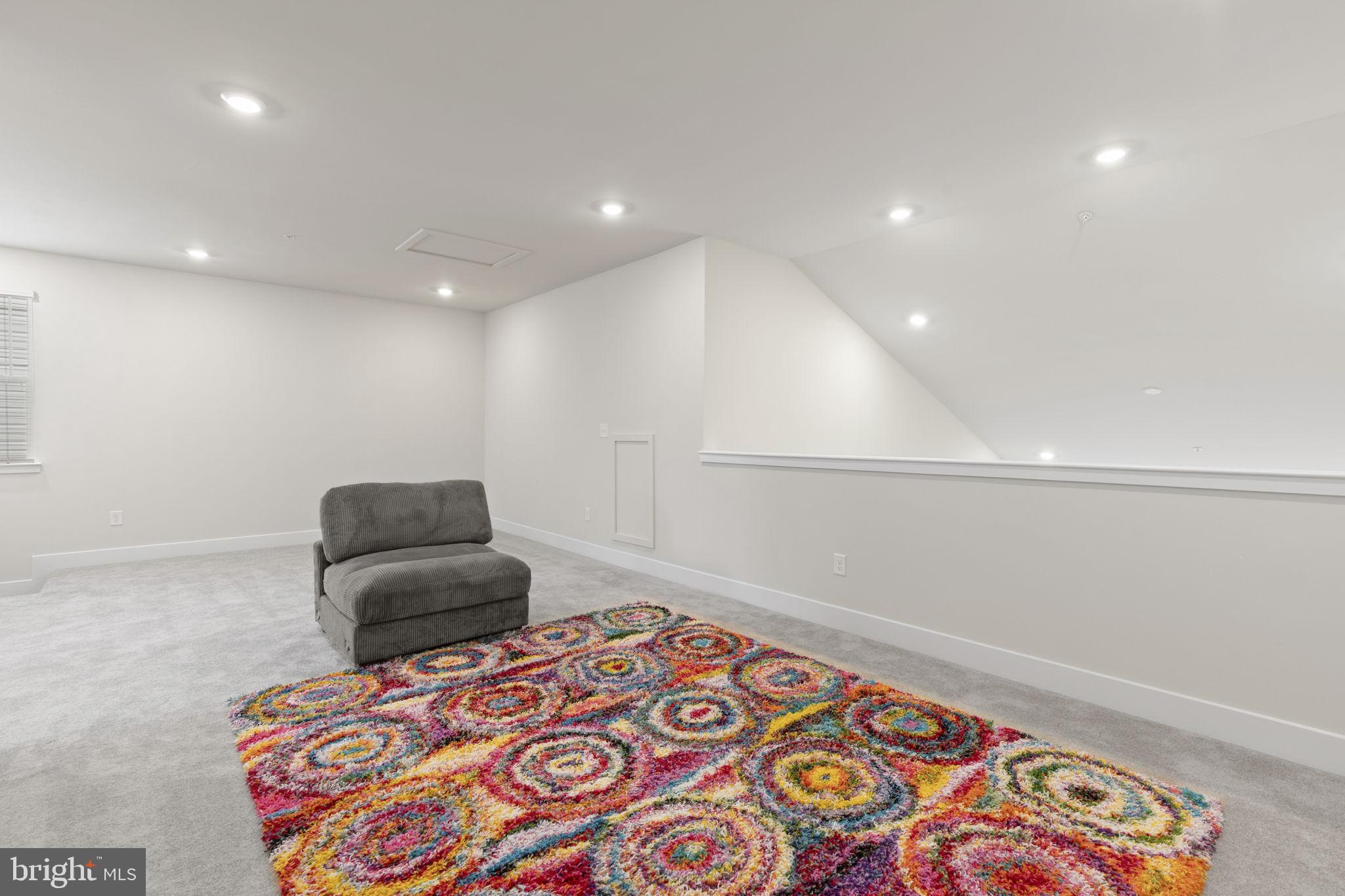 528 Waters Lndg Drive Essex, MD 21221 - Photo 13 of 25 Loft