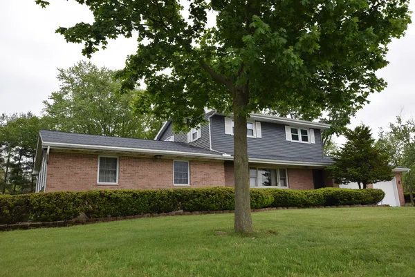 $700,000 | 1121 Edinger Road, Urbana, OH 43078