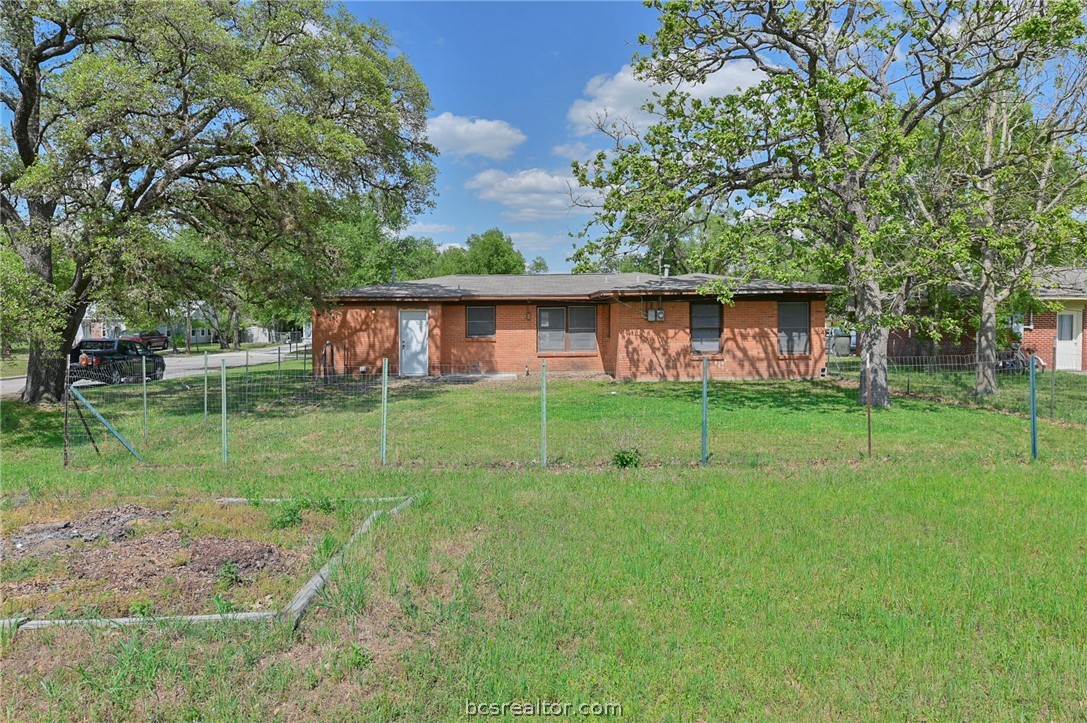 4300 Milam Street Bryan, TX 77801 - Photo 19 of 21