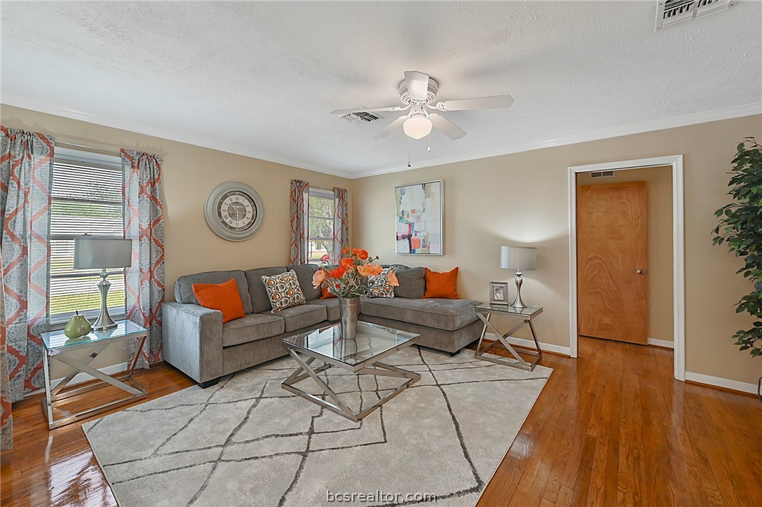 4300 Milam Street Bryan, TX 77801 - Photo 3 of 21