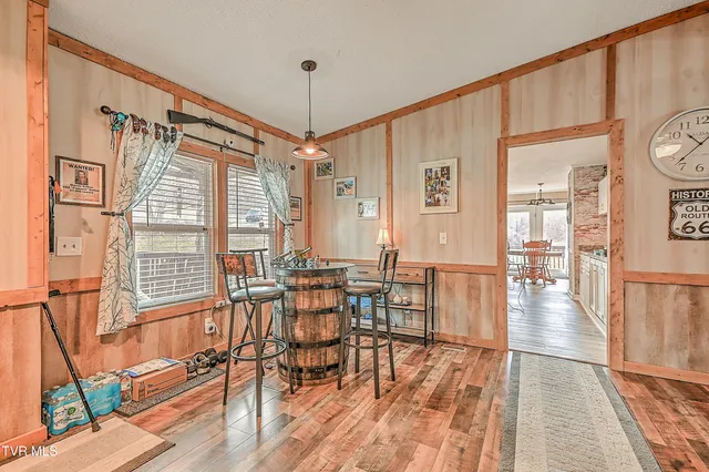 $285,000 | 1096 Old Elizabethton Highway, Bluff City, TN 37618