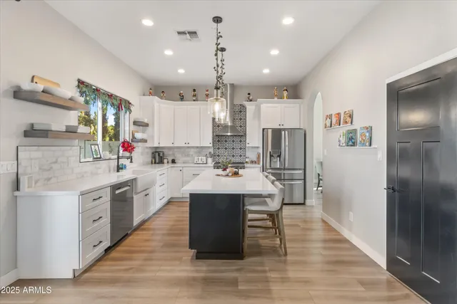 $825,000 | 230 East Arabian Drive, Gilbert, AZ 85296