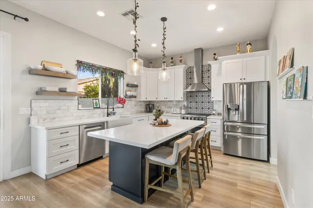 $825,000 | 230 East Arabian Drive, Gilbert, AZ 85296