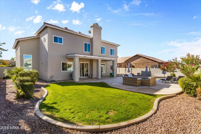 $825,000 | 230 East Arabian Drive, Gilbert, AZ 85296