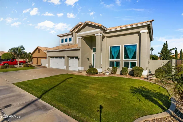 $825,000 | 230 East Arabian Drive, Gilbert, AZ 85296