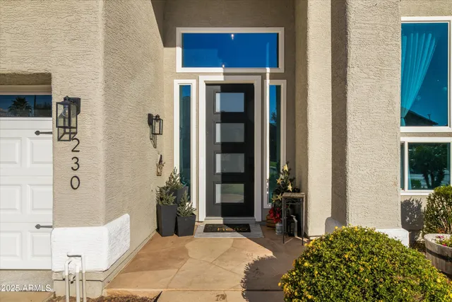 $825,000 | 230 East Arabian Drive, Gilbert, AZ 85296