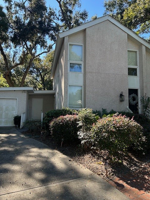 231 Menendez Avenue St. Simons Island, GA 31522 - Photo 1 of 15