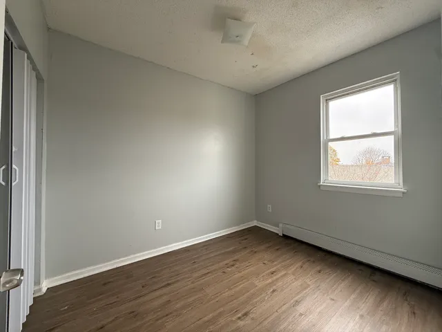 $1,200 | 132 Locust Street, Unit 13, Waterbury, CT 06704