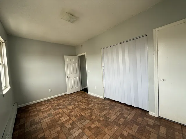 $1,200 | 132 Locust Street, Unit 13, Waterbury, CT 06704