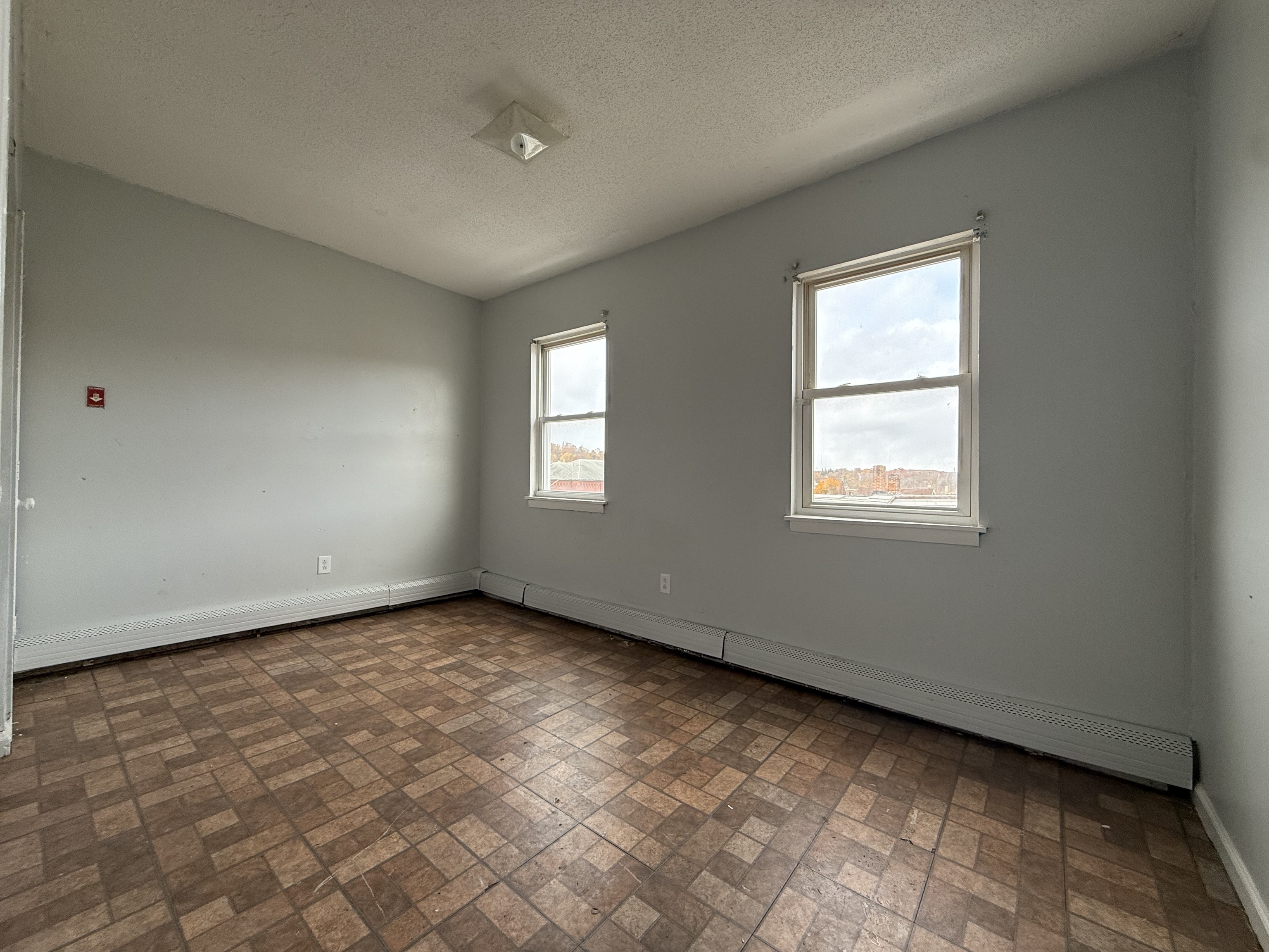 132 Locust Street, Unit 13 Waterbury, CT 06704 - Photo 8 of 12