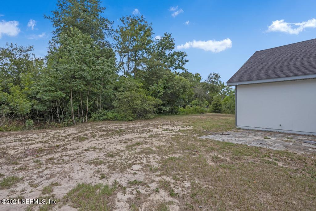 5815 Hillridge Road Keystone Heights, FL 32656 - Photo 28 of 32 Backyard