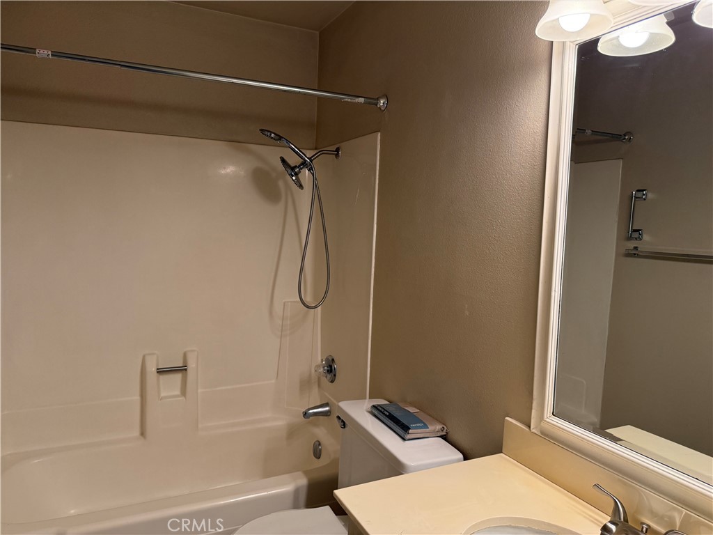 122 Tangelo Irvine, CA 92618 - Photo 23 of 34 a bathroom with a sink toilet and shower