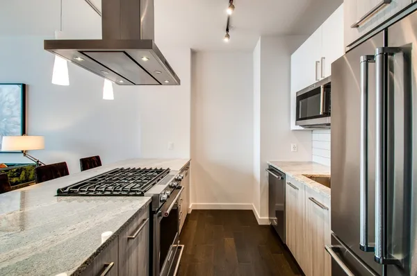 $2,795 | 515 Church Street, Unit 4011, Nashville, TN 37219