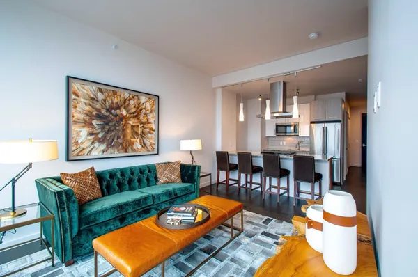 $2,795 | 515 Church Street, Unit 4011, Nashville, TN 37219