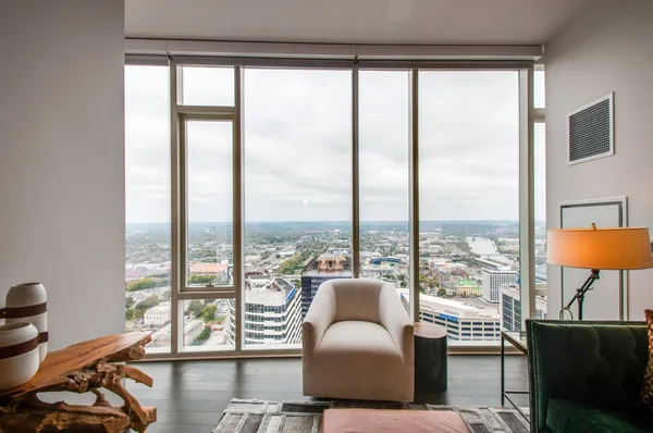 $2,795 | 515 Church Street, Unit 4011, Nashville, TN 37219