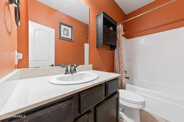 $200,000 | 103 Picket Lane, Rayne, LA 70578