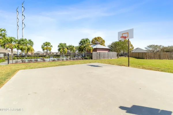 $210,000 | 103 Picket Lane, Rayne, LA 70578