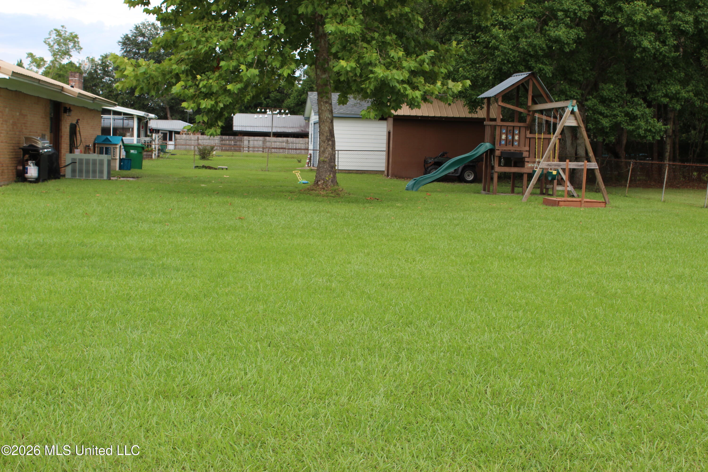 8517 Greenfields Road Moss Point, MS 39562 - Photo 16 of 53 IMG_1256