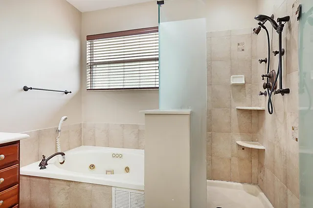 $4,600 | 748 Cresta Circle, West Palm Beach, FL 33413