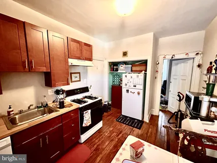 $1,325 | 312 West Seymour Street, Unit 2, Philadelphia, PA 19144