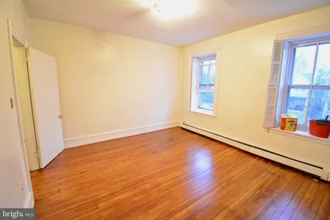 $1,325 | 312 West Seymour Street, Unit 2, Philadelphia, PA 19144