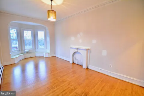 $1,325 | 312 West Seymour Street, Unit 2, Philadelphia, PA 19144