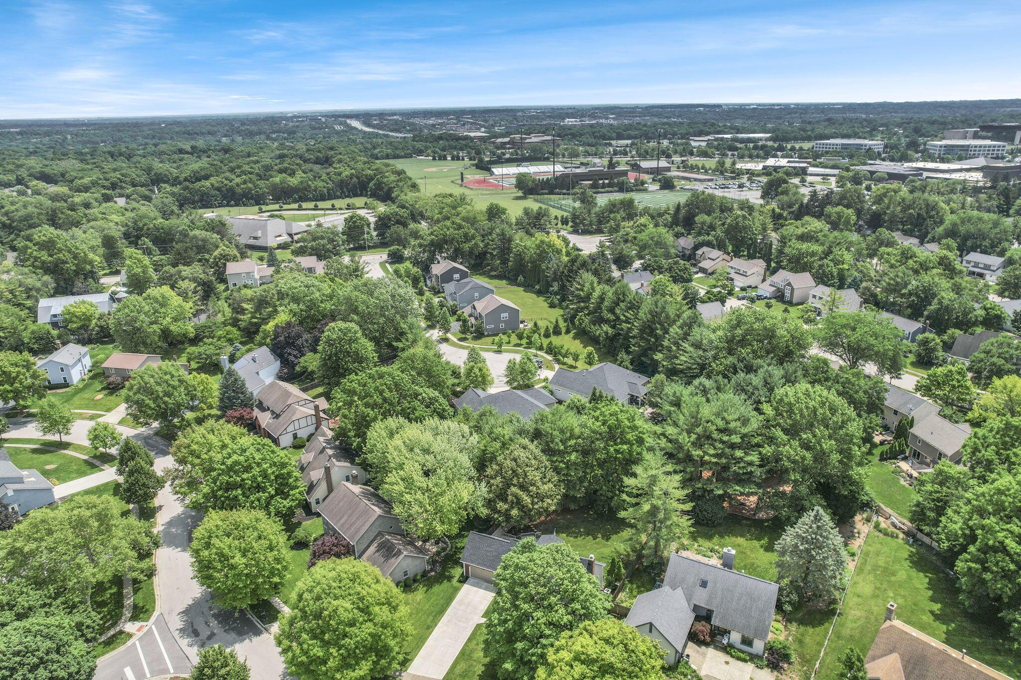 7048 Fitzgerald Road Dublin, OH 43017 - Photo 67 of 73 67-web-or-mls-DJI_0627
