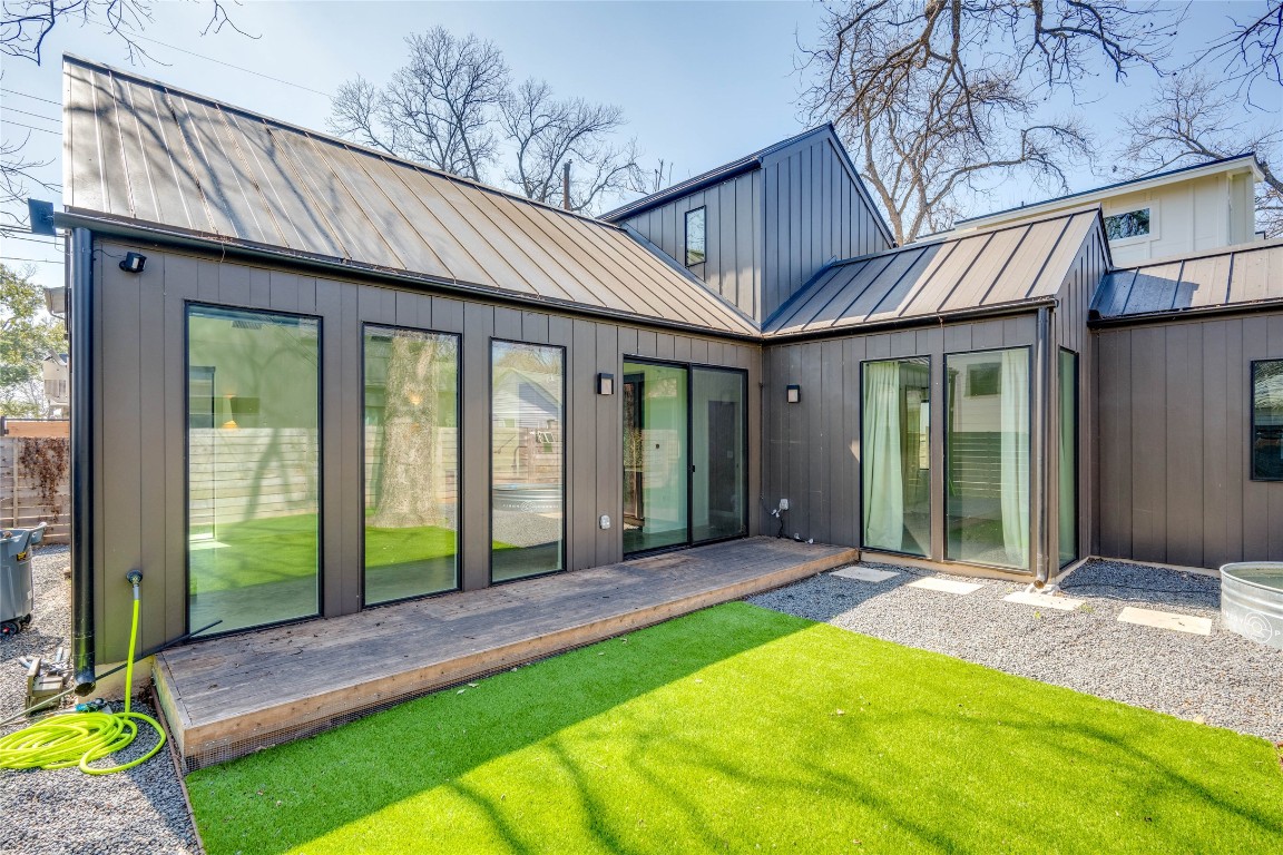 2615 Willow Street, Unit 2 Austin, TX 78702 - Photo 21 of 34