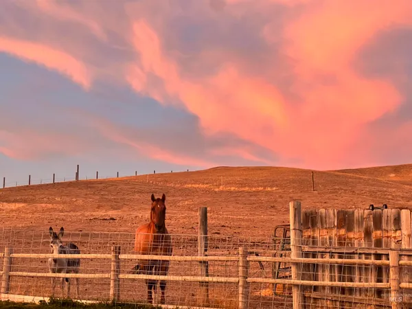 $849,900 | 2580 Sand Hollow Road, Caldwell, ID 83607