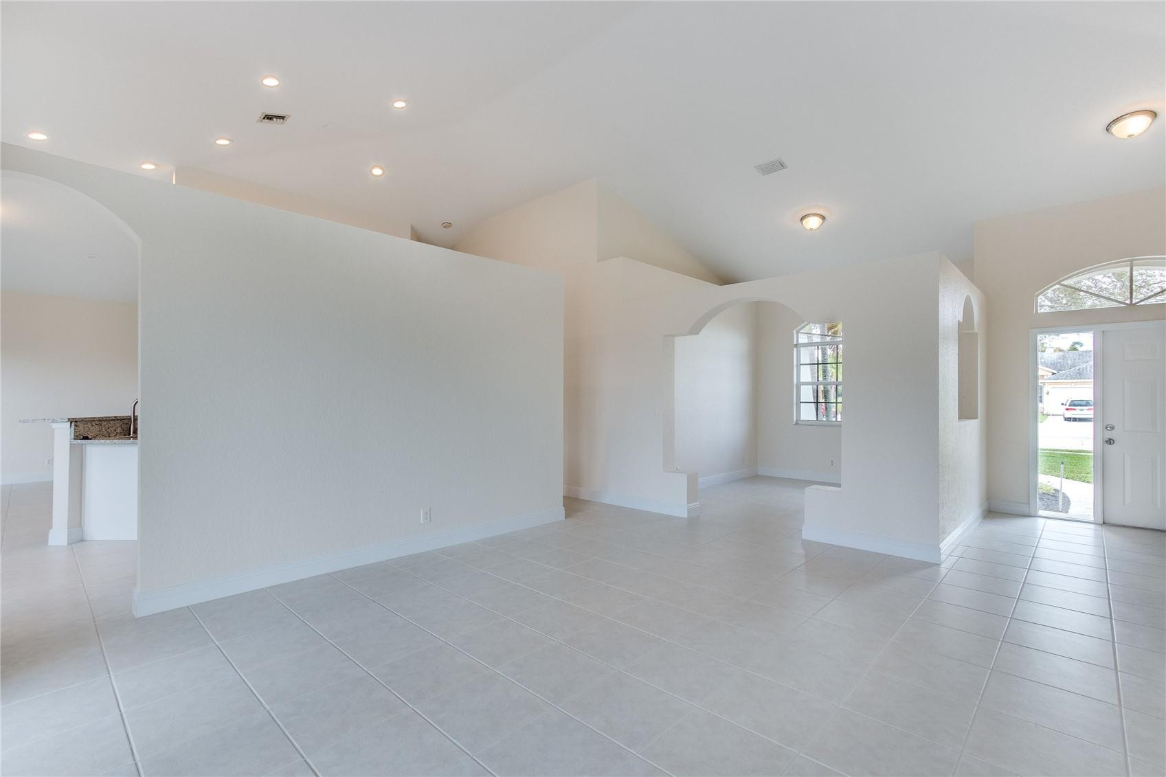 128 Nottingham Road Royal Palm Beach, FL 33411 - Photo 12 of 22 Photo 12