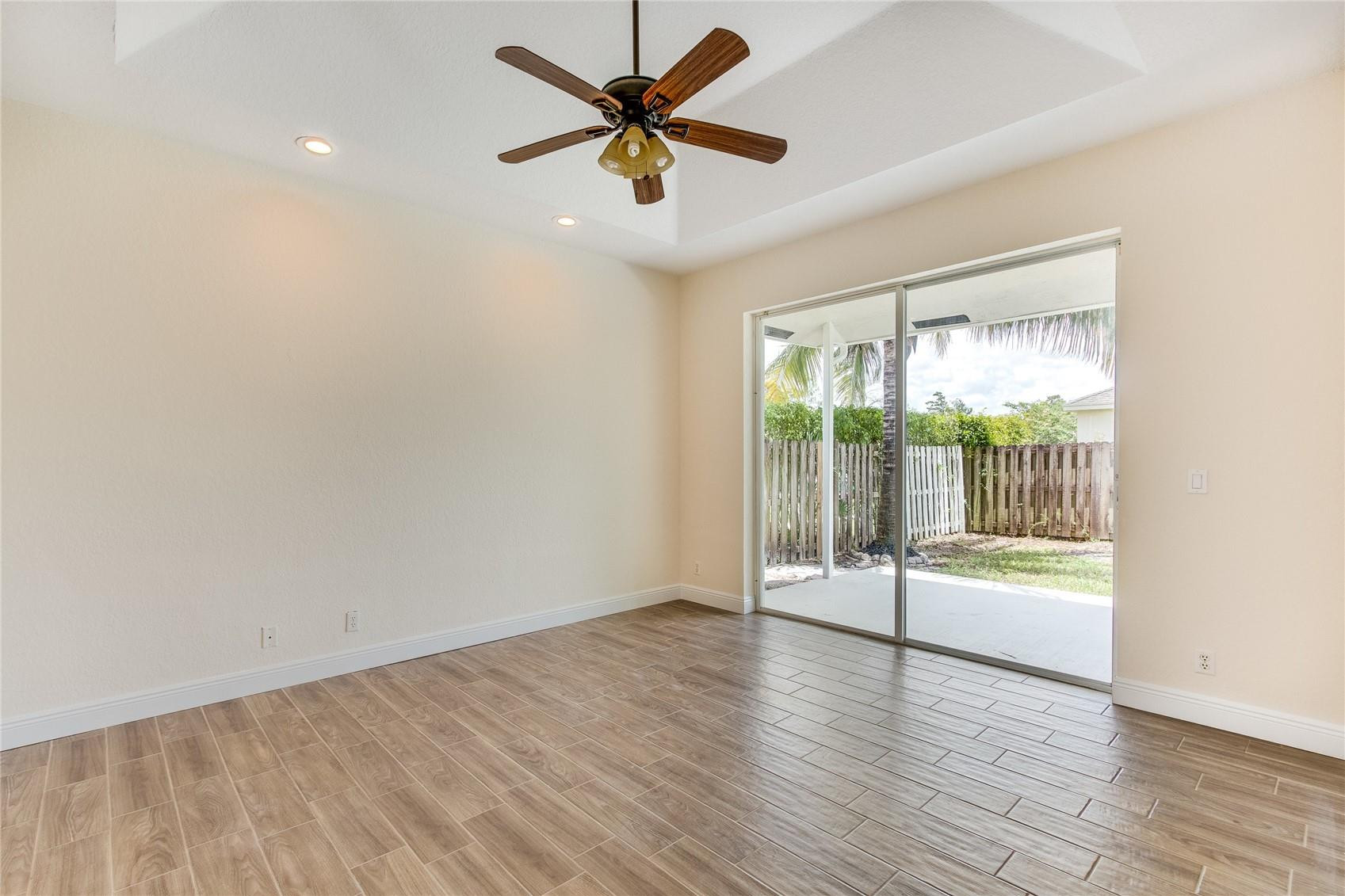 128 Nottingham Road Royal Palm Beach, FL 33411 - Photo 14 of 22 Photo 14